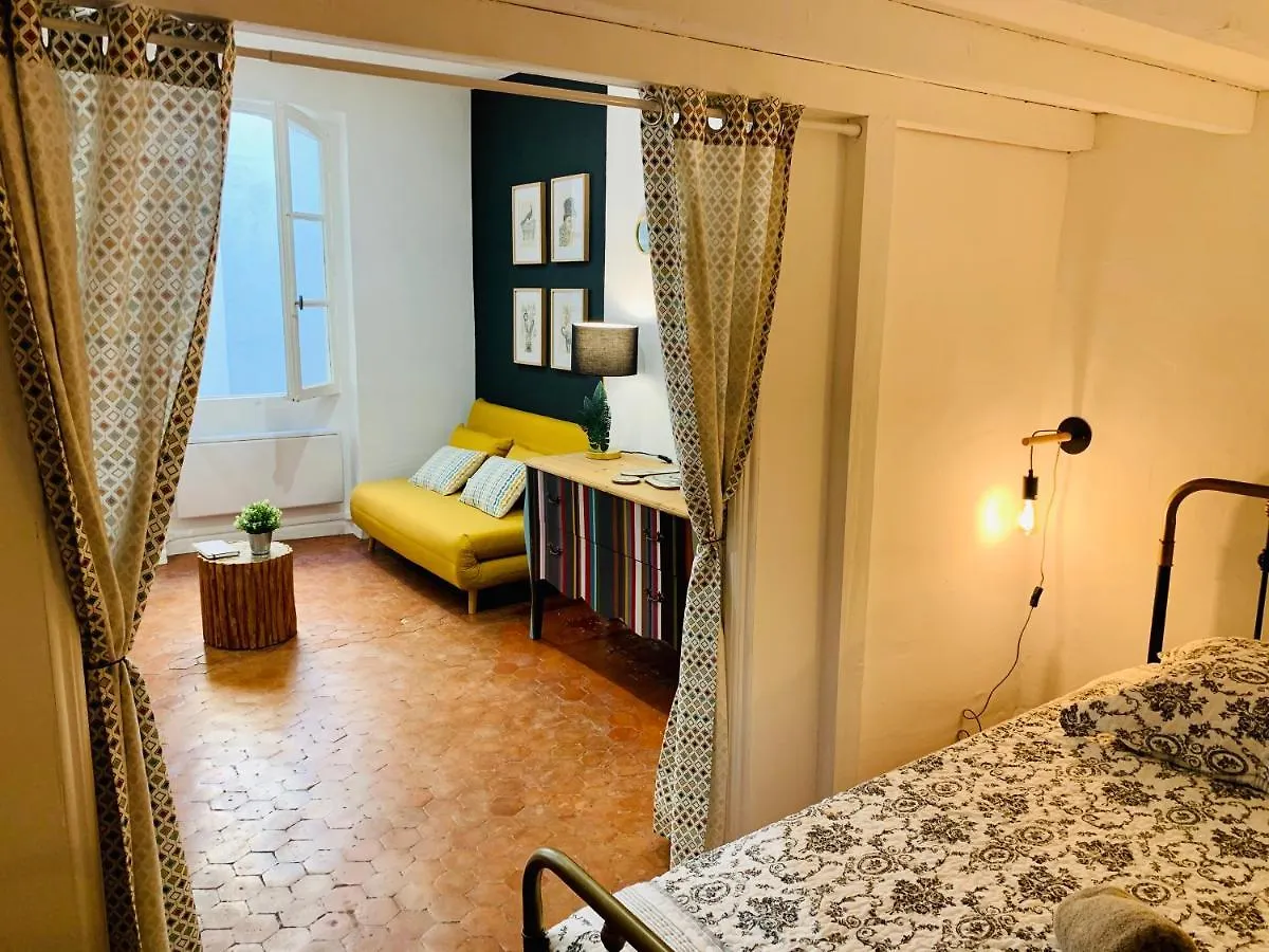 Un Petit Cocon En Plein Centre De Marseille Apartment