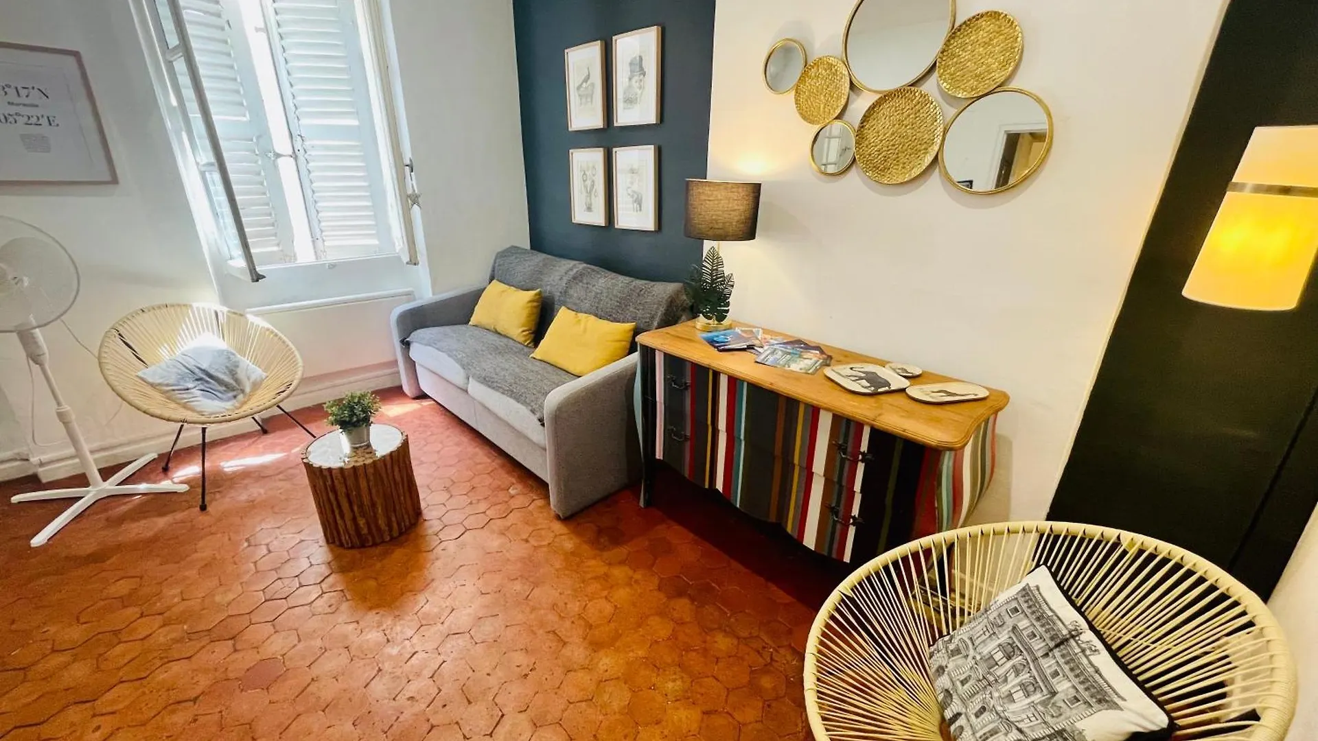 Un Petit Cocon En Plein Centre De Marseille Apartment